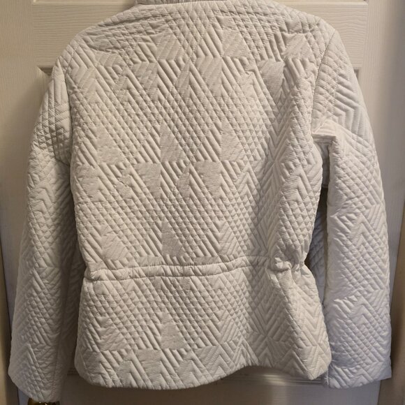 White Quilted Short Jacket (Size M) NWOT - Picture 2 of 6